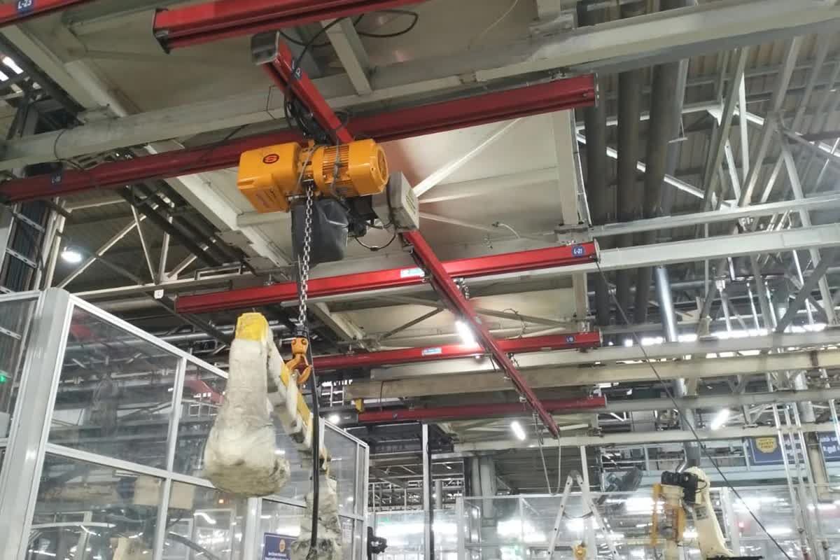 Chennai, Cargo, Heavy Duty EOT Crane Manufacturer In Tamil Nadu