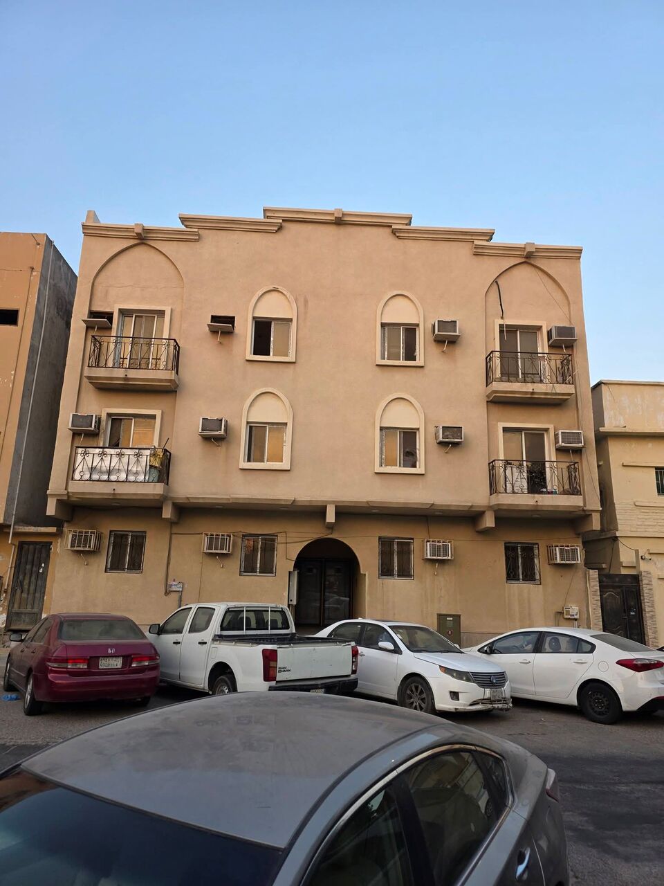 Thuqbah, Apartments, Flats, Houses & Villas, 2 BR,  FAMILY APARTMENT FOR RENT Layout: 2 Bedrooms + Living Room + Bathroom + Kitchen🏢 Second F