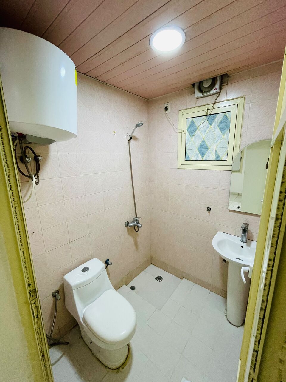 Jubail, Apartments, Flats, Houses & Villas, 2 BR,  2BHK UNFURNISHED APARTMENT AVAILABLE FOR RENT