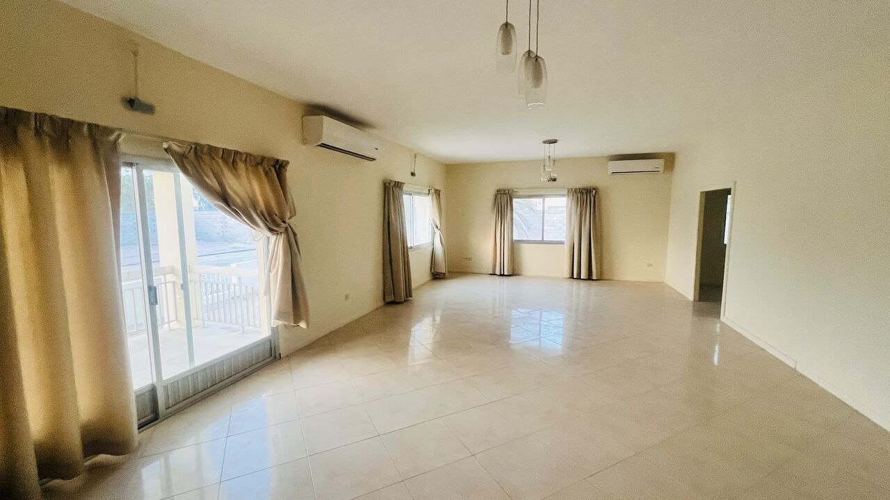 Saar, Villas, BHD 570,  Renovated Single-Storey Villa For Rent In Saar