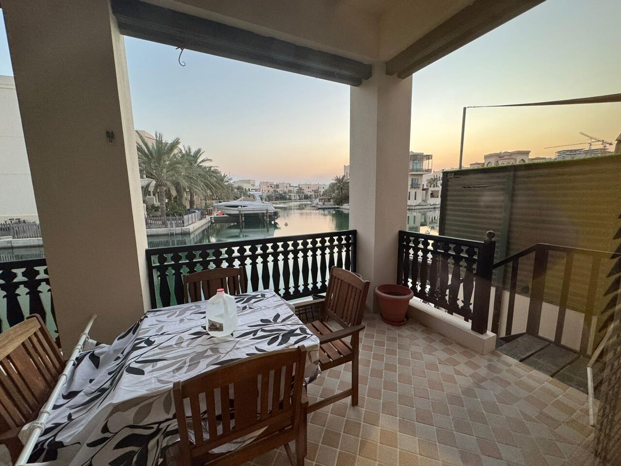 Amwaj Islands, Apartments, Flats, Houses & Villas, BHD 600/month,  Furnished,  2 BR,  Luxury Canal View Apartment For Rent In Floating City, Amwaj | Ground Floor | Private Gard