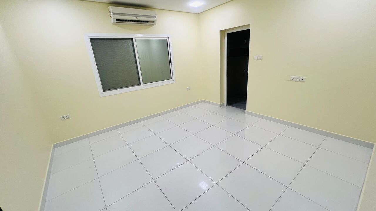 Saar, Apartments, Flats, Houses & Villas, BHD 300/month,  3 BR,  Apartment For Rent In Saar | Semi-Furnished