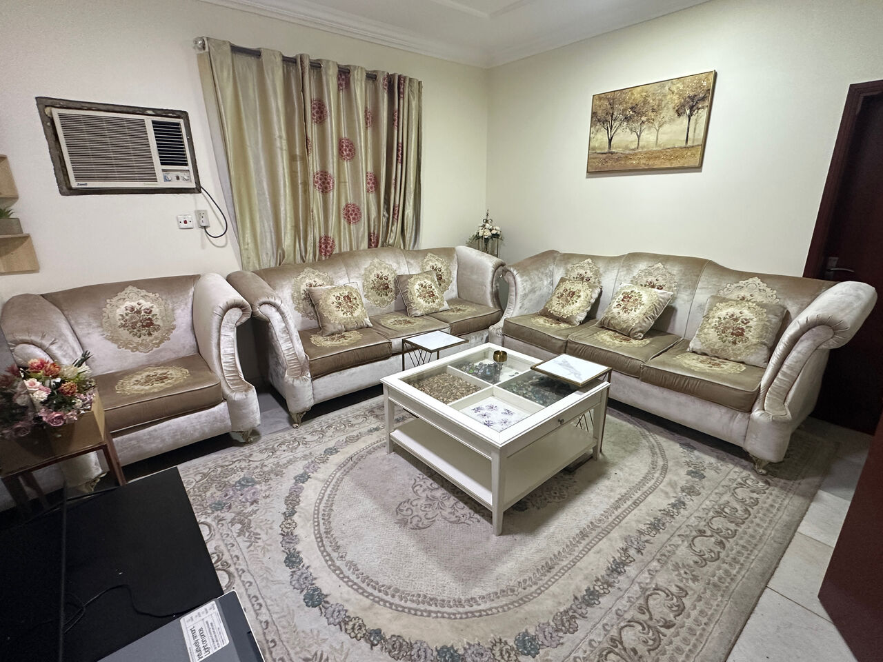 Jubail, Furniture, SAR 800,  Sofa Set For Sale &ndash; Excellent Condition