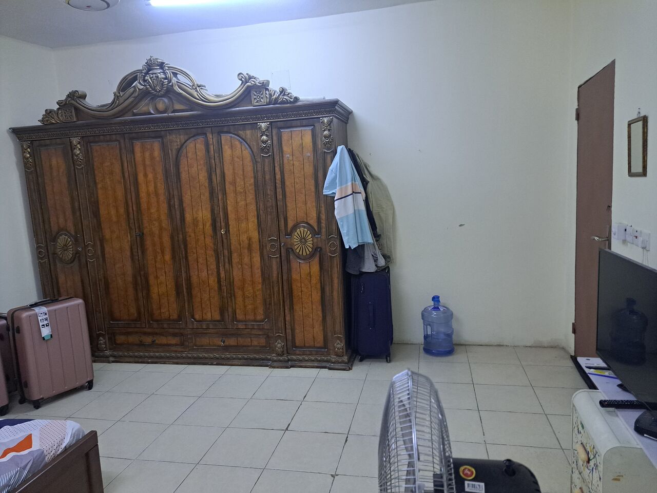 Riyadh, Rooms for Rent, SAR 1000/month,  Furnished,  Executive Bachelor Room Available In Family Building. Riyadh