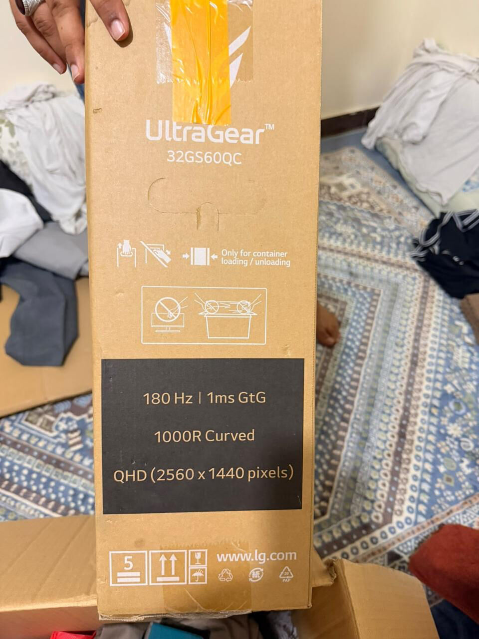 Jeddah, Computers, SAR 800,  Ultragear 32 Inch 80 Cm/31.5 180Hz