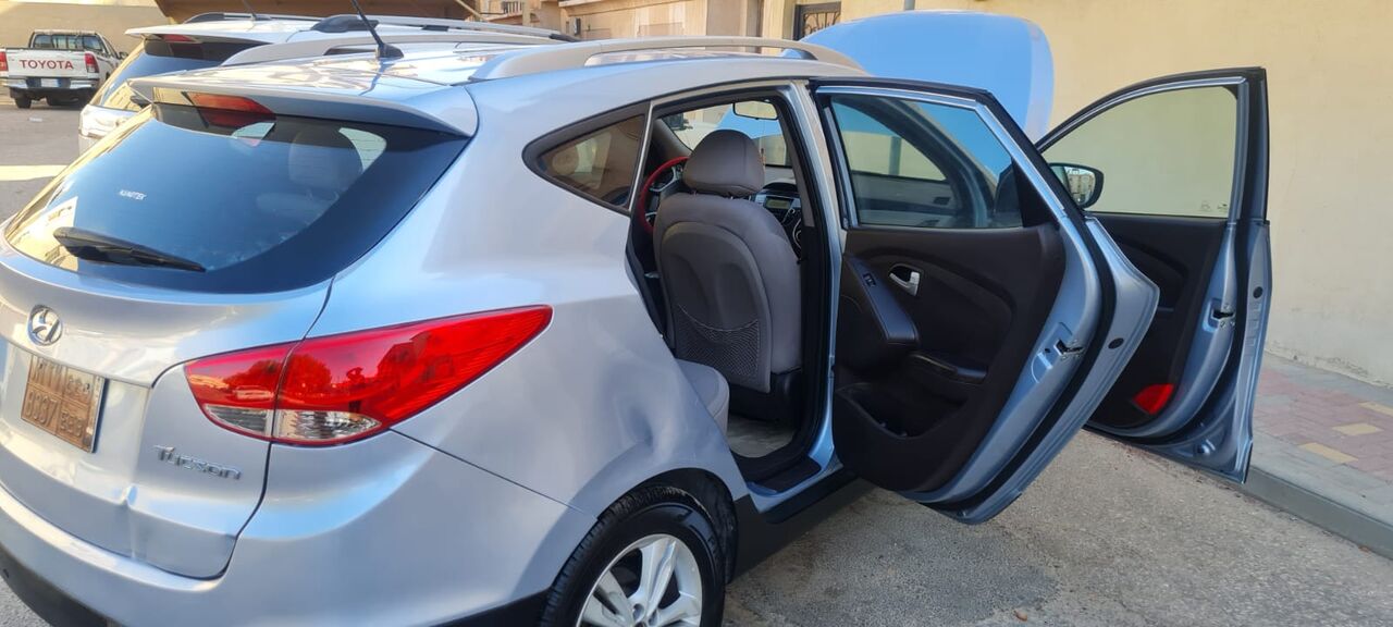 Jubail, Vehicles, Cars & Trucks , SAR 34000,  Hyundai Tucson,  2012,  Automatic,  215000 KM,  Very Good Condition Hundai Tucson -13 For Sale
