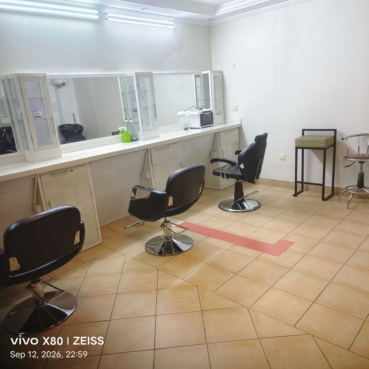 Jeddah, Shops, SAR 30,  Florist Florist Shop For Rent With License To Start Immediately At Altauba Street Is What.