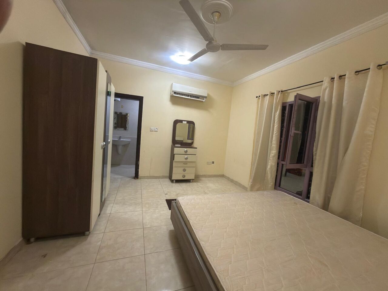 Gudaibiya, Rooms for Rent, BHD 140/month,  Furnished,  Fully Furnished 1 Bedroom Attach Bath Sharing Flat GUDAIBIYA  Near BBK Bank @ 140/-BHD