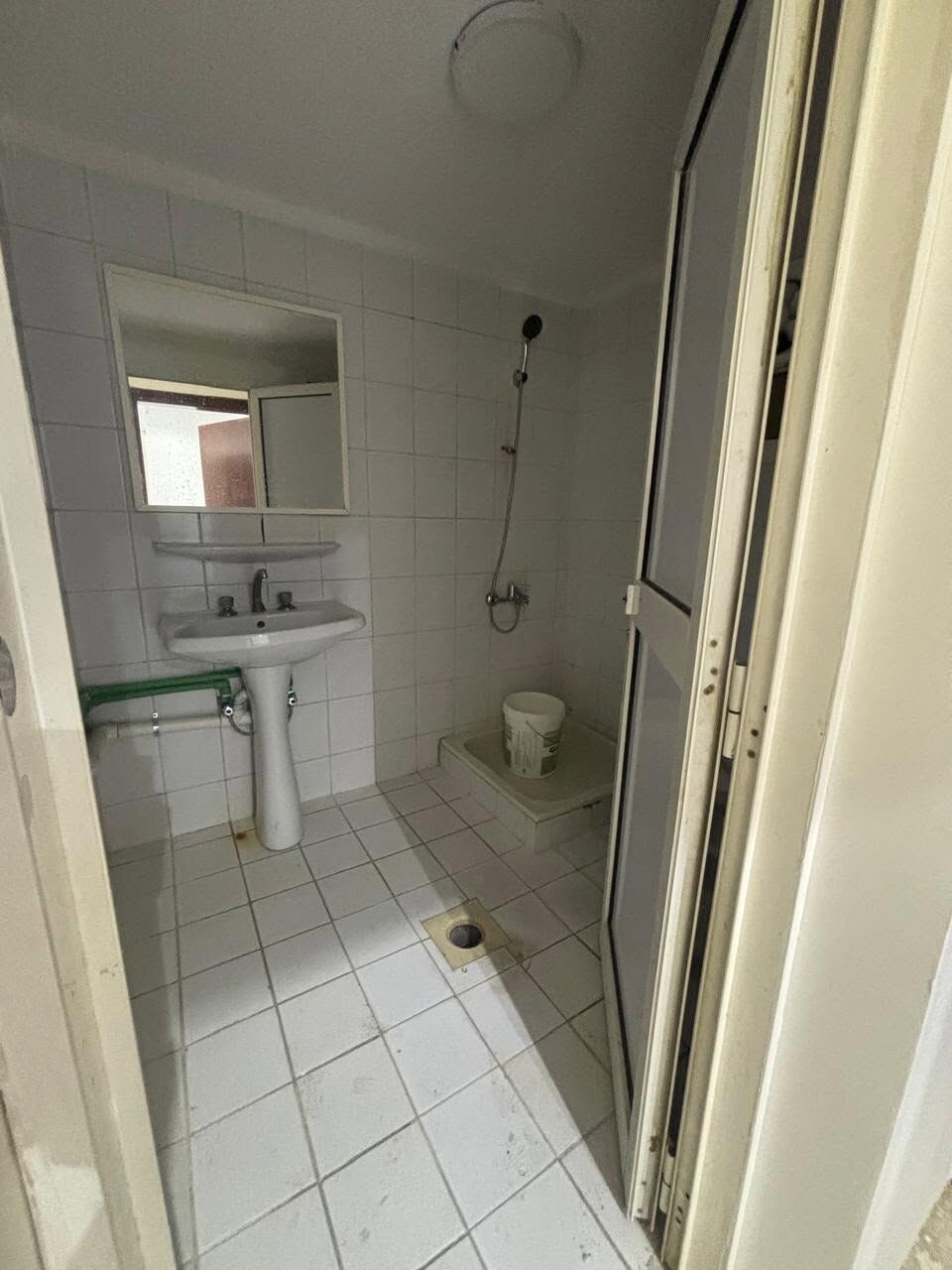 Al Muruj, Apartments, Flats, Houses & Villas, SAR 25000/year,  Furnished,  1 BR,  Fully Furnished Room For Small Family/Couple /Single Bachelor Available At Al Muruj Area.