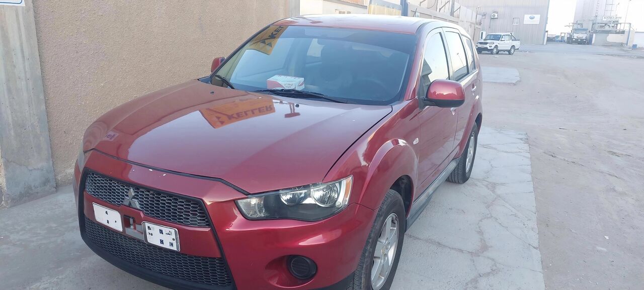 East Riffa, Vehicles, Cars & Trucks , BHD 1650,  Mitsubishi Outlander.,  2011,  Automatic,  196250 KM,  For Sale.