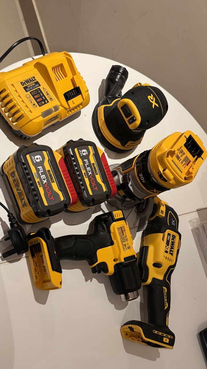 Riyadh, Machinery, SAR 3100,  For Sale DeWalt 20V Cordless Tool Set, Including Sander, Router, Heat Gun, Oscillating Mul