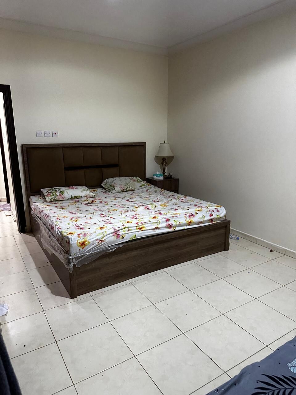 Ghirnatah, Housing Exchanges, SAR 38000/year,  3 BR,  130 Sq. Meter,  1 Living Room, 3 Bed, 3 Bath Family Apartment Available NOV 1 2026