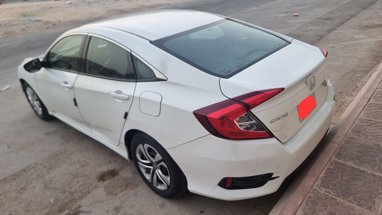 Al Malaz, Vehicles, Cars & Trucks , SAR 30000,  Honda Civic EX-L,  2017,  Automatic,  239400 KM,  30,000 SR,  Honda Civic, 239400 Odometer,