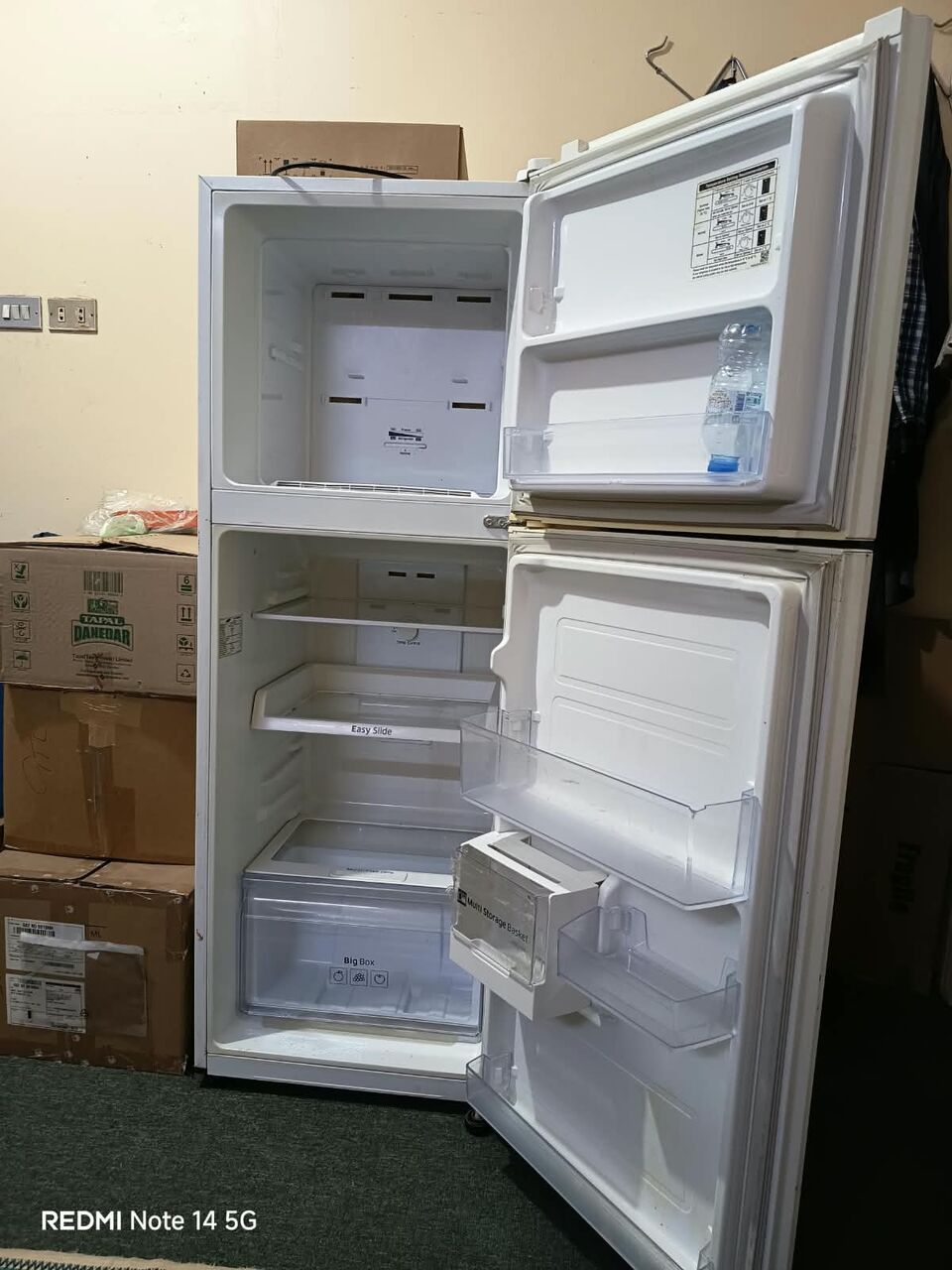 Jeddah, Appliances, SAR 300600,  Gas Cylinder And Fridge Good Condition