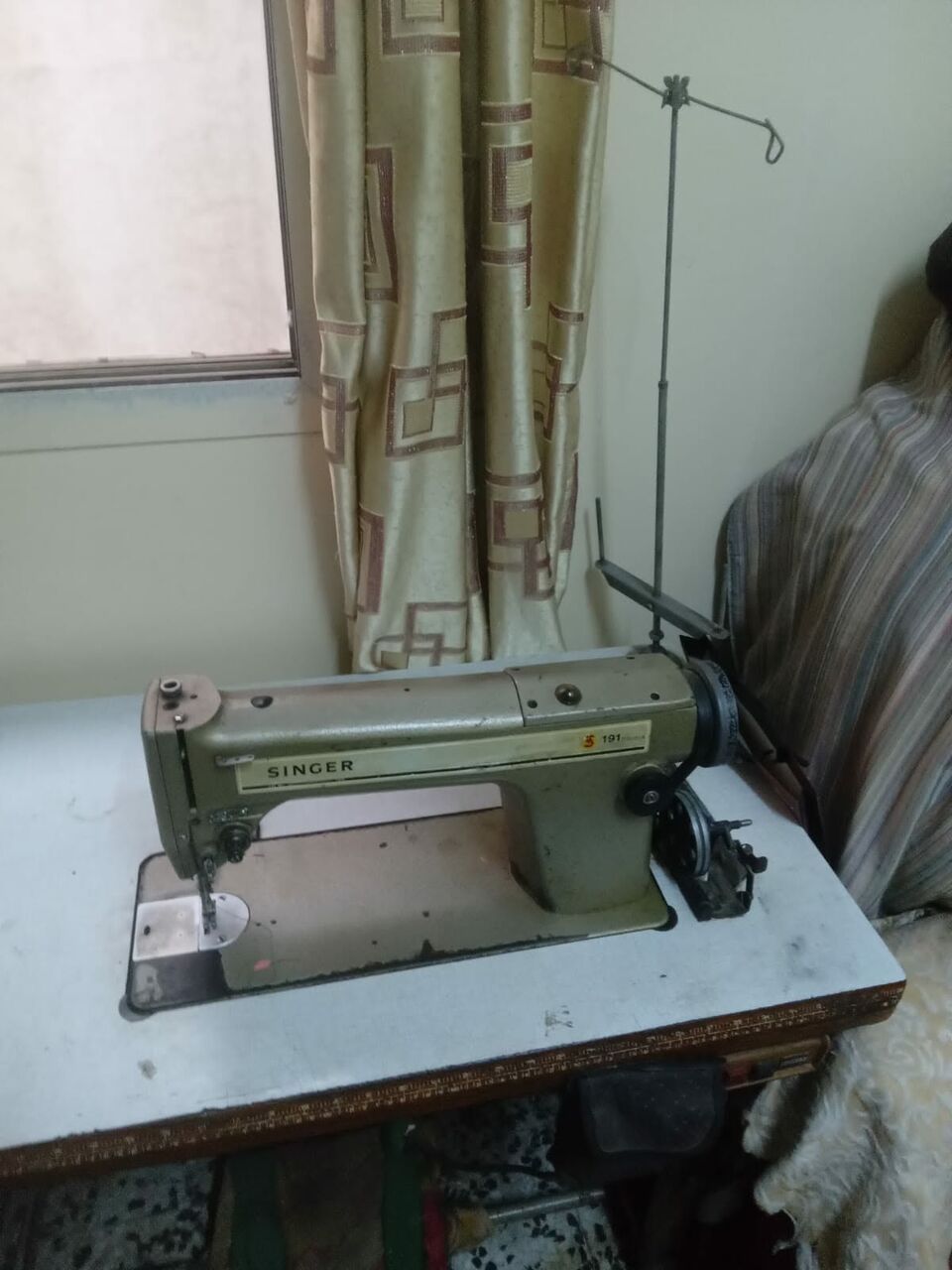 Al Aziziyah, Machinery, SAR 850,  Singer 191-D Heavy Duty Industrial Sewing Machine Complete Setup (motor And Stand) ​