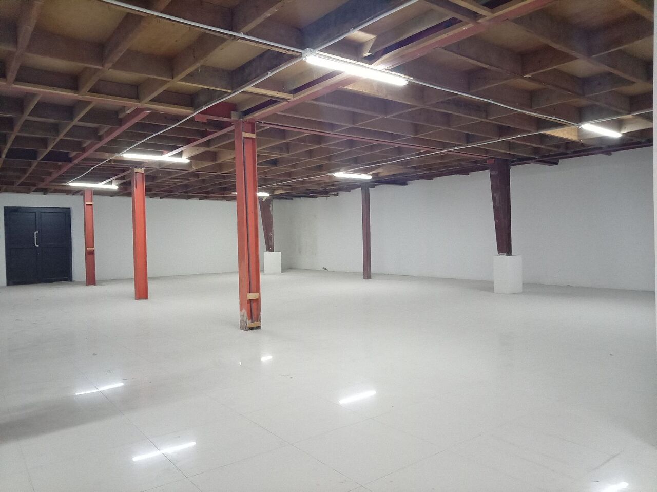 Hoora, Warehouses, BHD 700,  400 Sq. Meter,  Werehouses With Car Parking For Rent In : Hoora