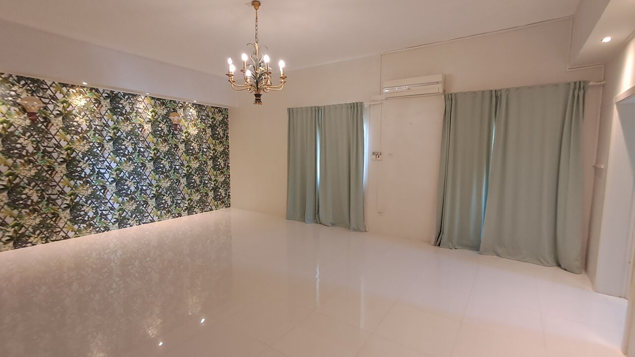 Adliya, Commercial Villas, BHD 850,  Commercial Villa Having 8 Spacious Rooms In Adliya