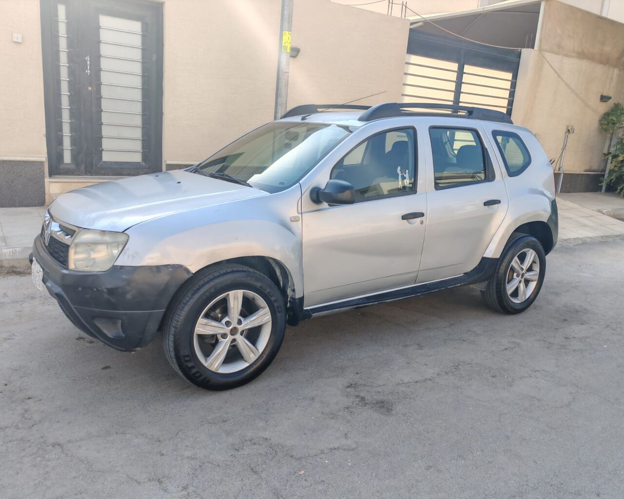 Riyadh, Vehicles, Cars & Trucks , SAR 12500,  Duster 2014,  2014,  Automatic,  299000 KM,  Car For Sale
