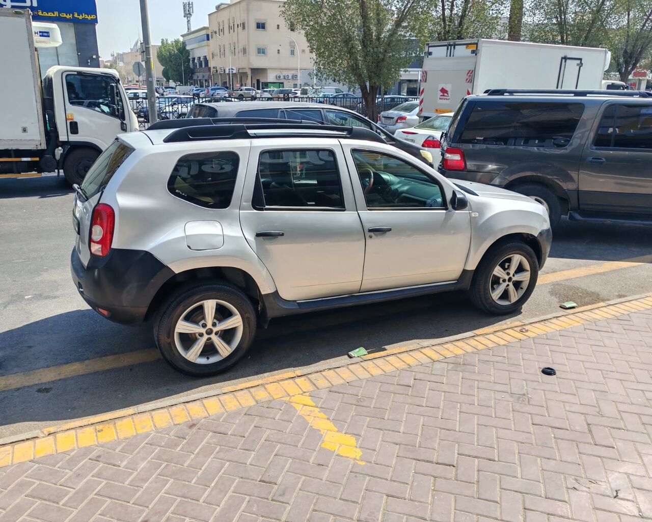 Riyadh, Vehicles, Cars & Trucks , SAR 12500,  Duster 2014,  2014,  Automatic,  299000 KM,  Car For Sale