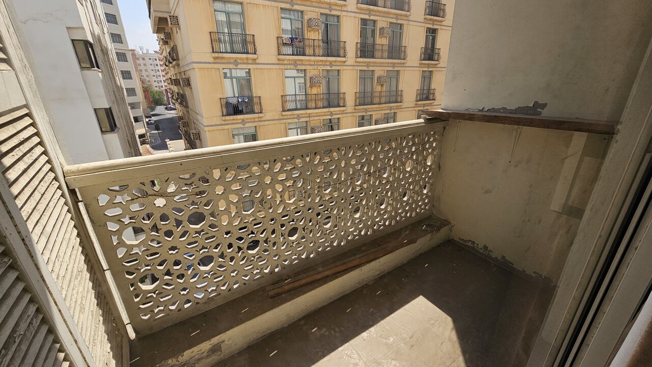 Juffair, Apartments, Flats, Houses & Villas, 250/month,  2 BR,  Spacious, Semifurnished, Inclusive Ewa.closedkitchen, Gascooking.Juffair.39128508.Benny.