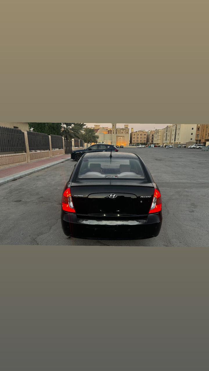 Khobar, Vehicles, Cars & Trucks , SAR 15000,  Hyundai Accent,  2011,  Automatic,  206000 KM,   For Sale