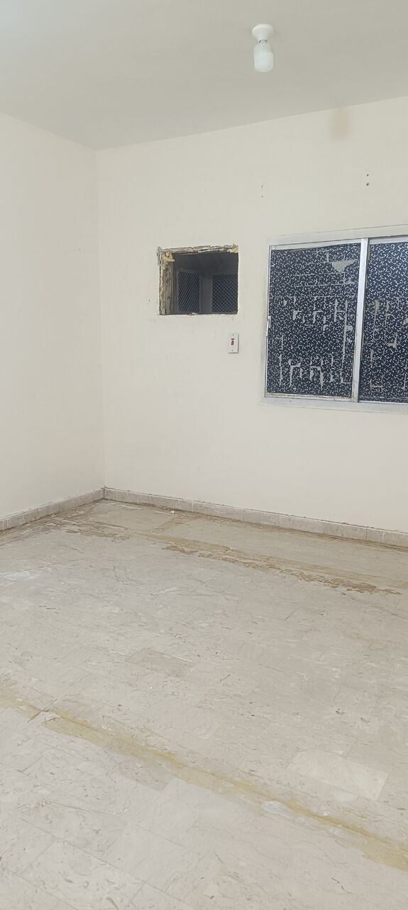 Al Aziziyah, Rooms for Rent, SAR 1000/month,  Big Room Available For Rent Available In Apartment, Located Near Tihama Park,