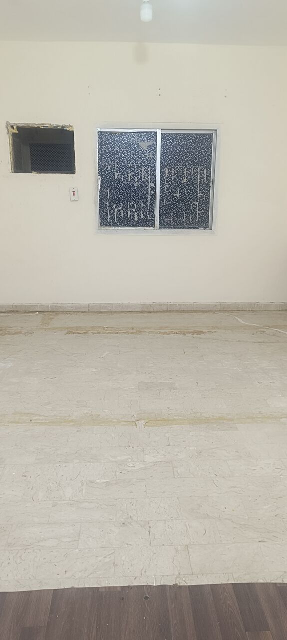 Al Aziziyah, Rooms for Rent, SAR 1000/month,  Big Room Available For Rent Available In Apartment, Located Near Tihama Park,