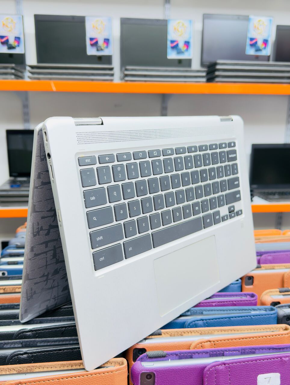 Manama, Computers, BHD 35,  Hp Touch 360 Chromebook I3 & I5