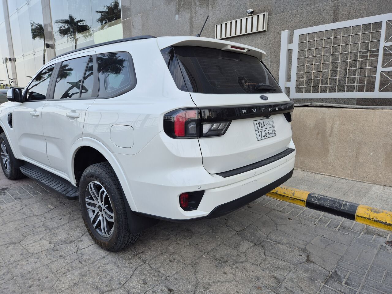 Riyadh, Vehicles, Cars & Trucks , SAR 119000,  Ford Explorer,  2024,  Automatic,  23000 KM,  Ford Everest  23K As Brand New (First Owner)