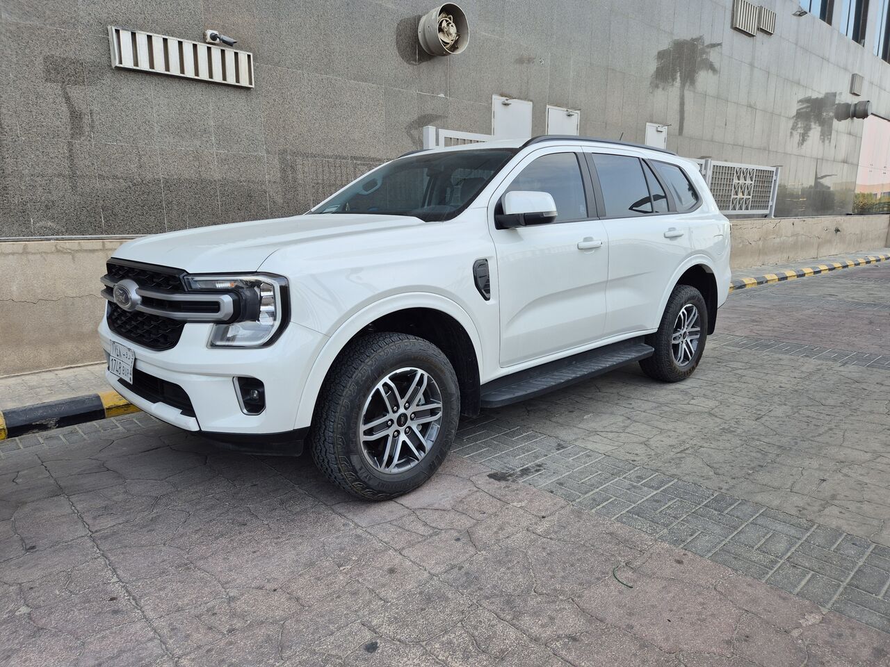 Riyadh, Vehicles, Cars & Trucks , SAR 119000,  Ford Explorer,  2024,  Automatic,  23000 KM,  Ford Everest  23K As Brand New (First Owner)