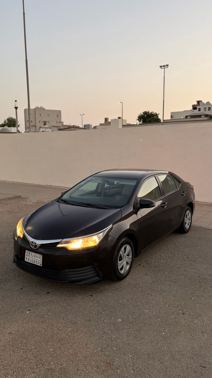 Jeddah, Vehicles, Cars & Trucks , SAR 41,  Toyota Corolla,  2017,  Automatic,  303 KM,    XLI Cruise Control
