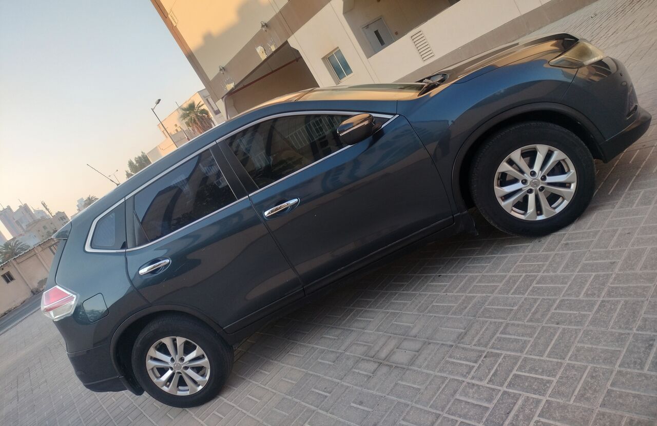 Manama, Vehicles, Cars & Trucks , Nissan X-Trail,  2016,  Automatic,  100000 KM,   Nissan Extrail