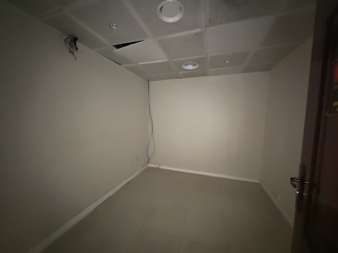 Al Rigga, Offices, AED 160000,  1427 Sq. Feet,  Furnished Office For Rent In Maktoum Road | 1,427 Sq Ft