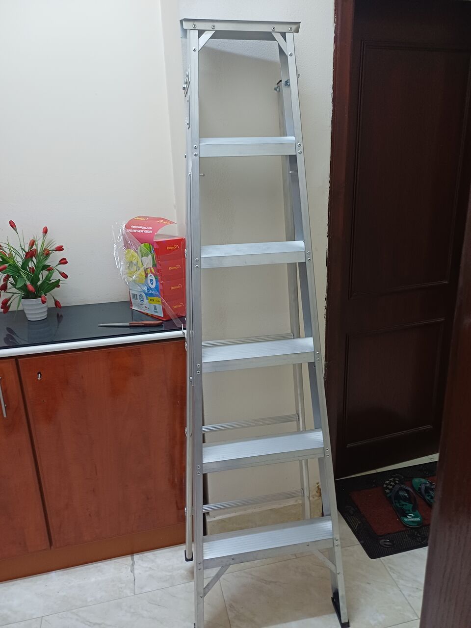 East Riffa, Furniture, BHD 14,  Aluminium Ladder ,Mobile : 39776886 , Whatsup : 35072655
