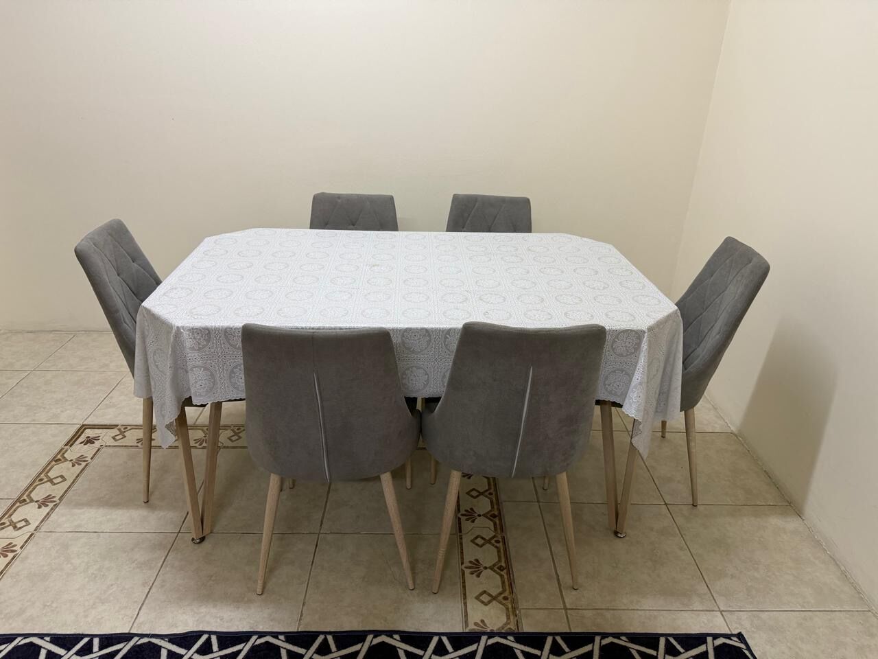 Dammam, Furniture, SAR 700,  Dinning Table - Excellent Condition