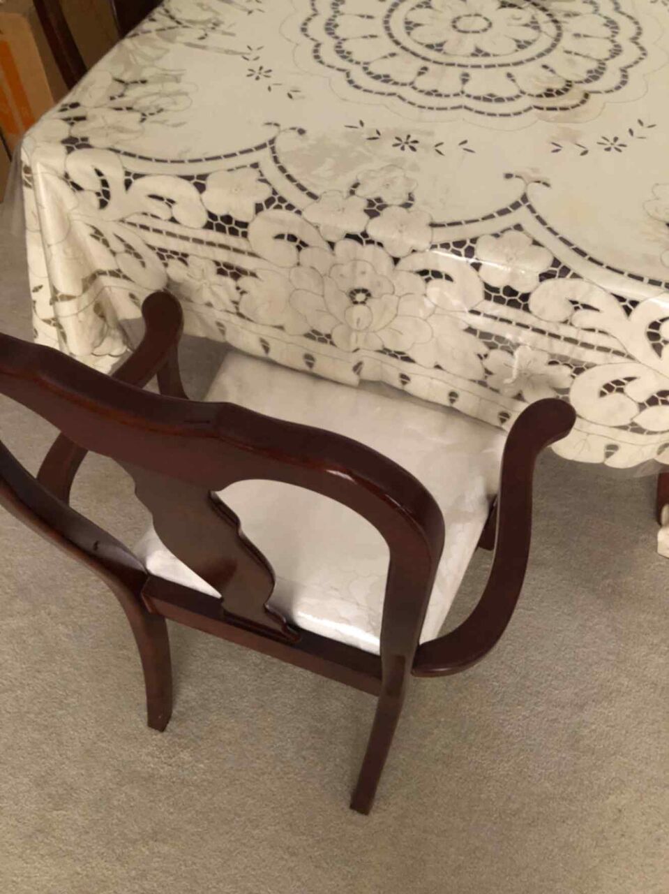 Manama, Furniture, BHD 160,  8-seater Dining Table For Sale