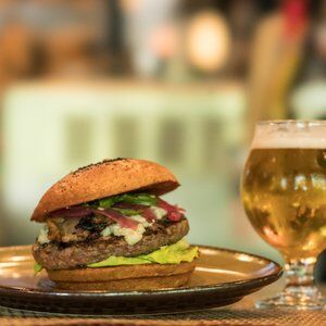 New York, Food & Drink, Craving American Food? Visit Fielding&rsquo;s Wood Grill Today