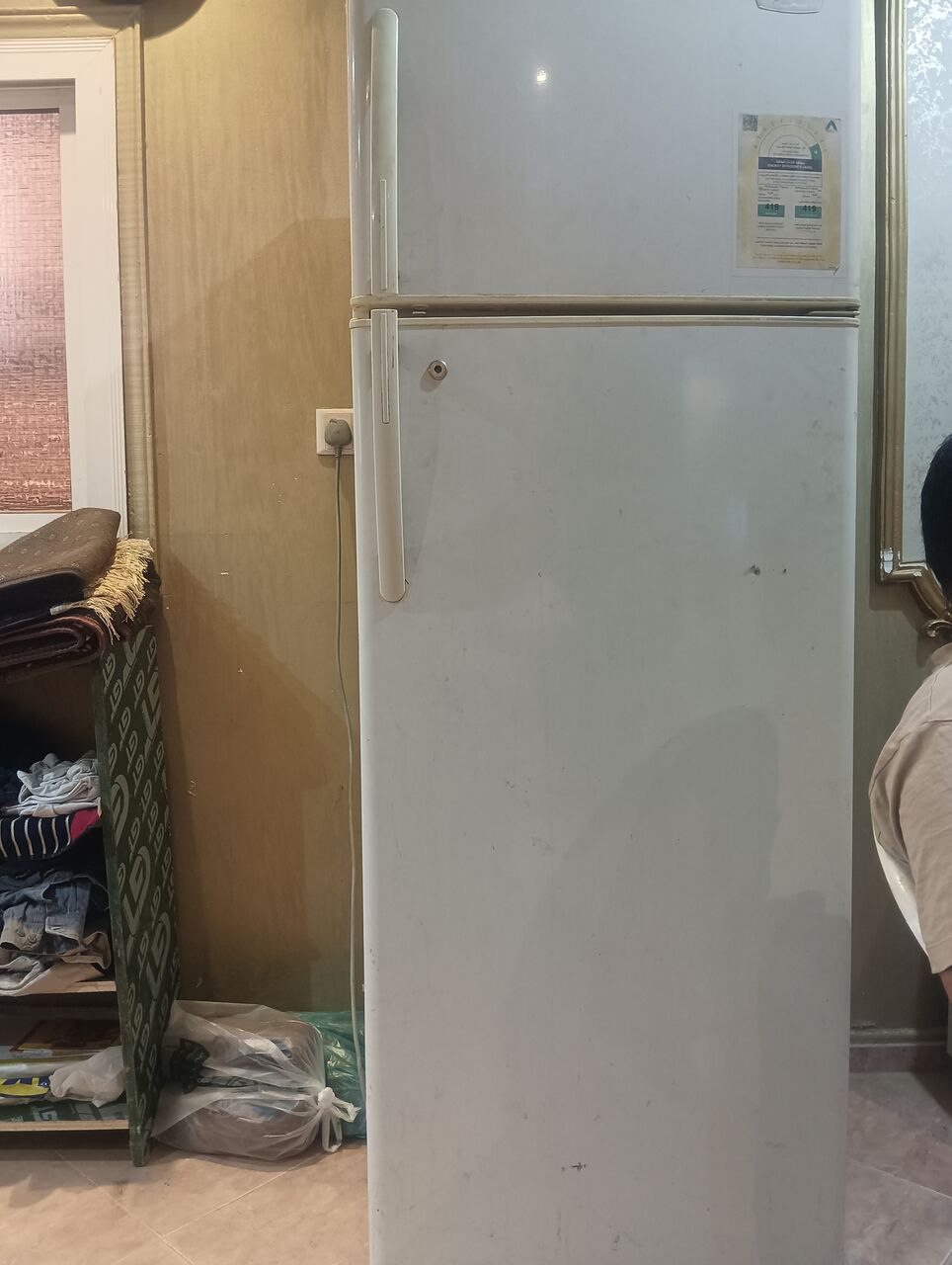 Jeddah, Household Items, SAR 699,  KING SIZE BED AND DOUBLE DOOR FRIDGE