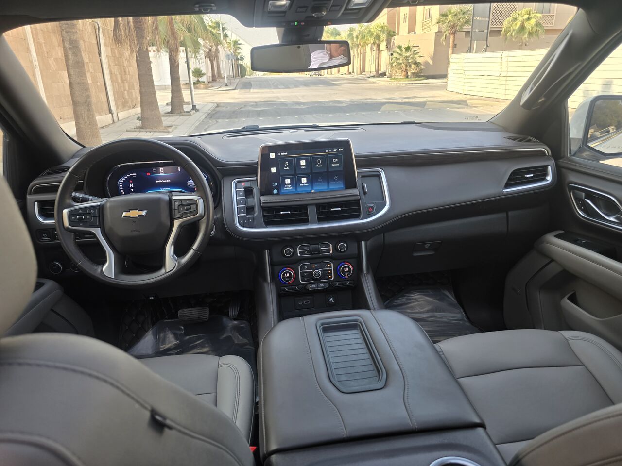 Riyadh, Vehicles, Cars & Trucks , SAR 175000,  CHEROVLET TAHOE LT  PULWHITE AL JOMIYA,  2022,  Automatic,  74000 KM,  FULL OPTION