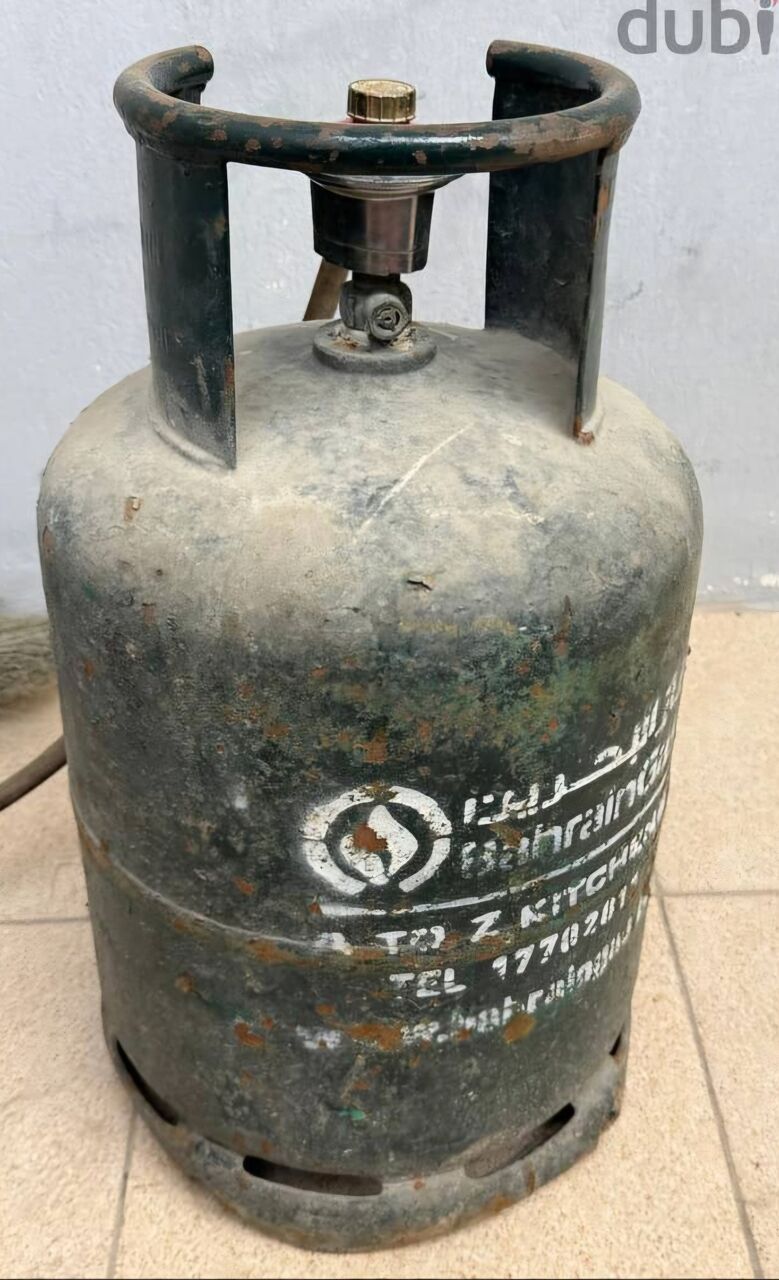 East Riffa, Furniture, BHD 18,  Bahrain Gass Cylinder Small  Mobile: 39776886, Whatsup: 35072655