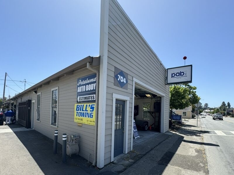 New York, Automotive, Auto Body Paint Shop Petaluma | Petaluma Collision Center | Car Frame Repair Petaluma