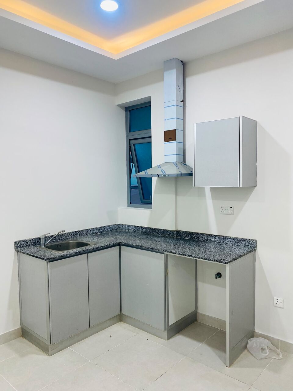 Manama, Apartments, Flats, Houses & Villas, BHD 180/month,  1 BR,  One Bedroom Flat For Rent With EWA|With AC