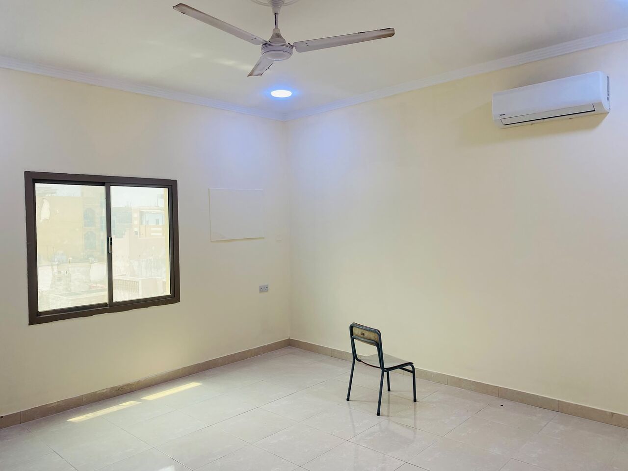 Riffa, Apartments, Flats, Houses & Villas, BHD 150/month,  1 BR,  One Bedroom Flat For Rent With EWA |With Ac