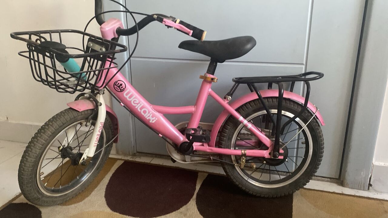 Riyadh, Baby & Kid Stuff, SAR 100,  Pink WeiLaiXi Kids Bicycle (Malaz) | Only 100 SAR! 🚲✨