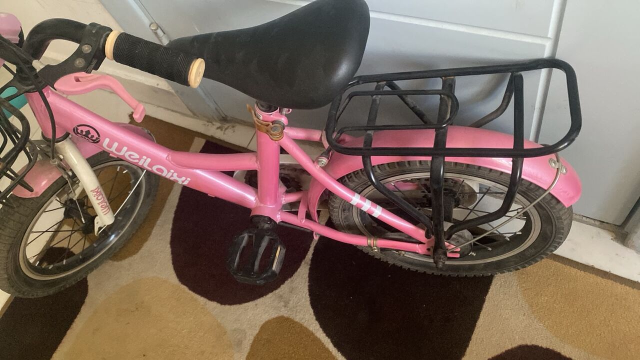 Riyadh, Baby & Kid Stuff, SAR 100,  Pink WeiLaiXi Kids Bicycle (Malaz) | Only 100 SAR! 🚲✨