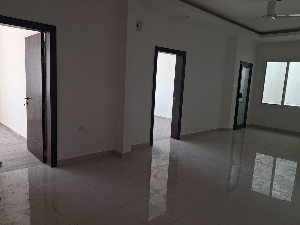 Manama, Apartments, Flats, Houses & Villas, BHD 270/month,  2 BR,  2 Bedroom Flat For Rent With EWA| With Ac