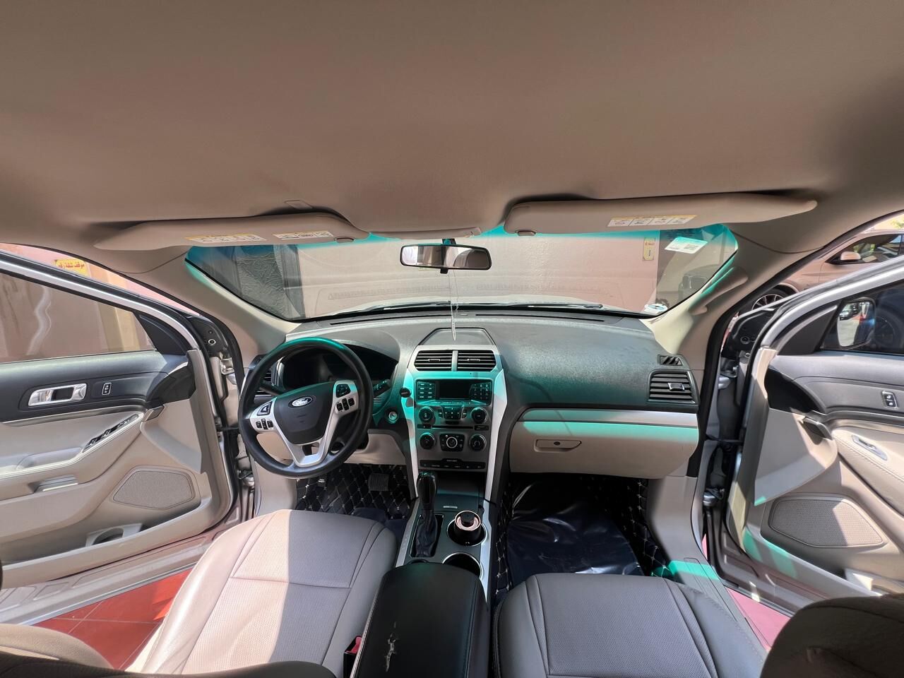 Jeddah, Vehicles, Cars & Trucks , SAR 32000,  Ford Explorer,  2013,  Automatic,  200000 KM,    For Sale