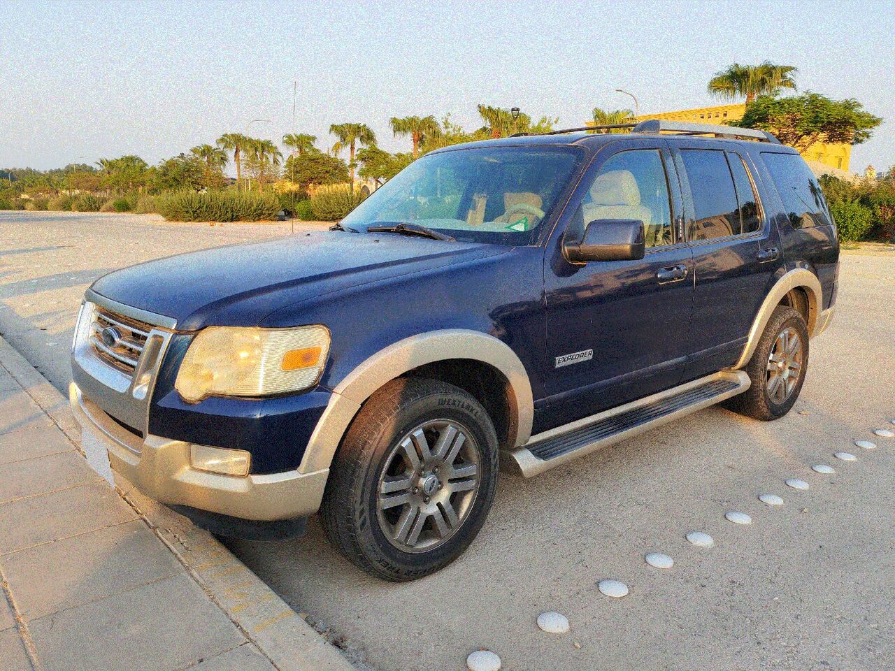 Jubail, Vehicles, Cars & Trucks , SAR 11500,  Ford Explorer,  2007,  Automatic,  360000 KM,   For Sale