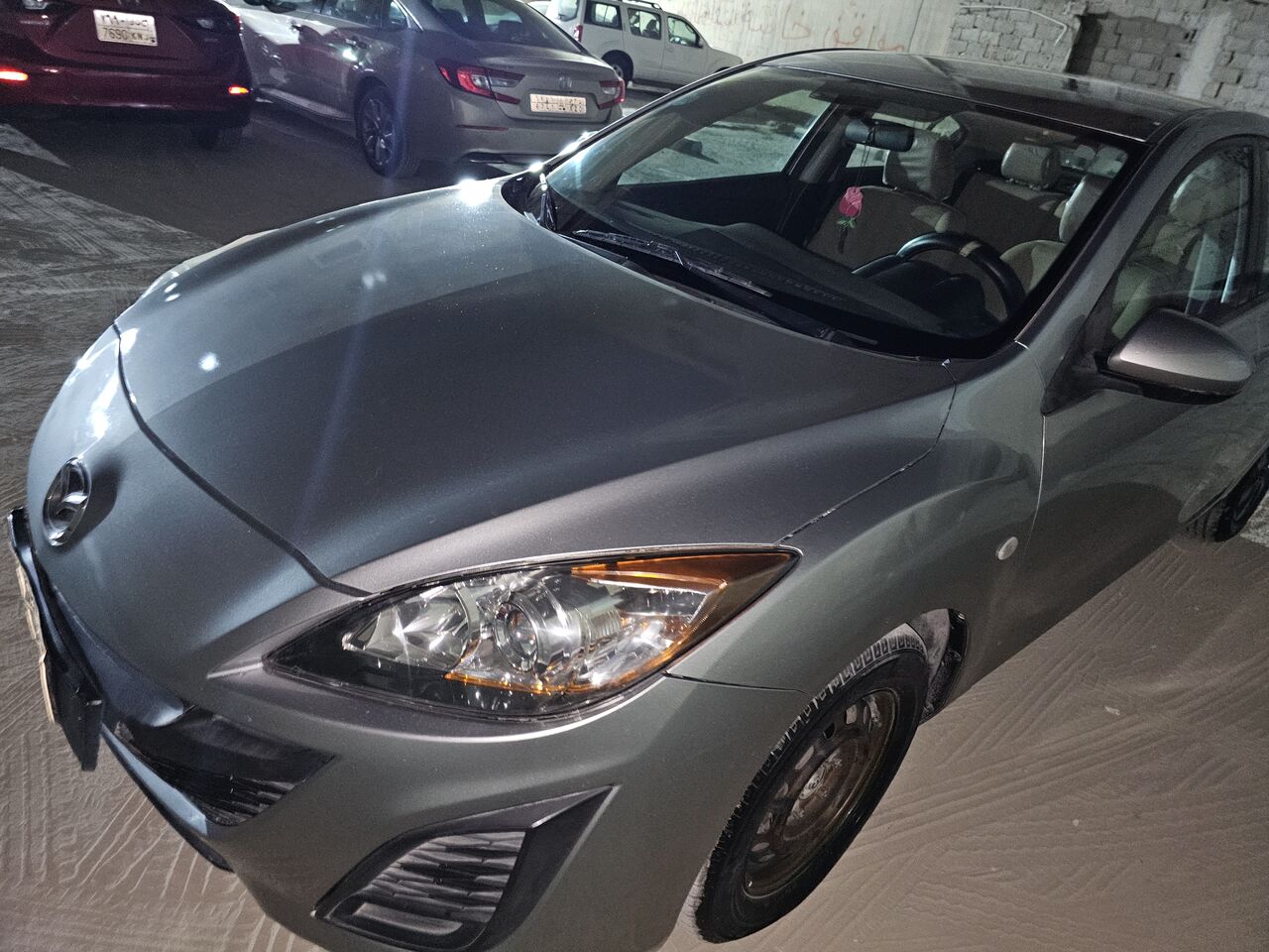 Riyadh, Vehicles, Cars & Trucks , SAR 14000,  Mazda 3,  2011,  Automatic,  194700 KM,