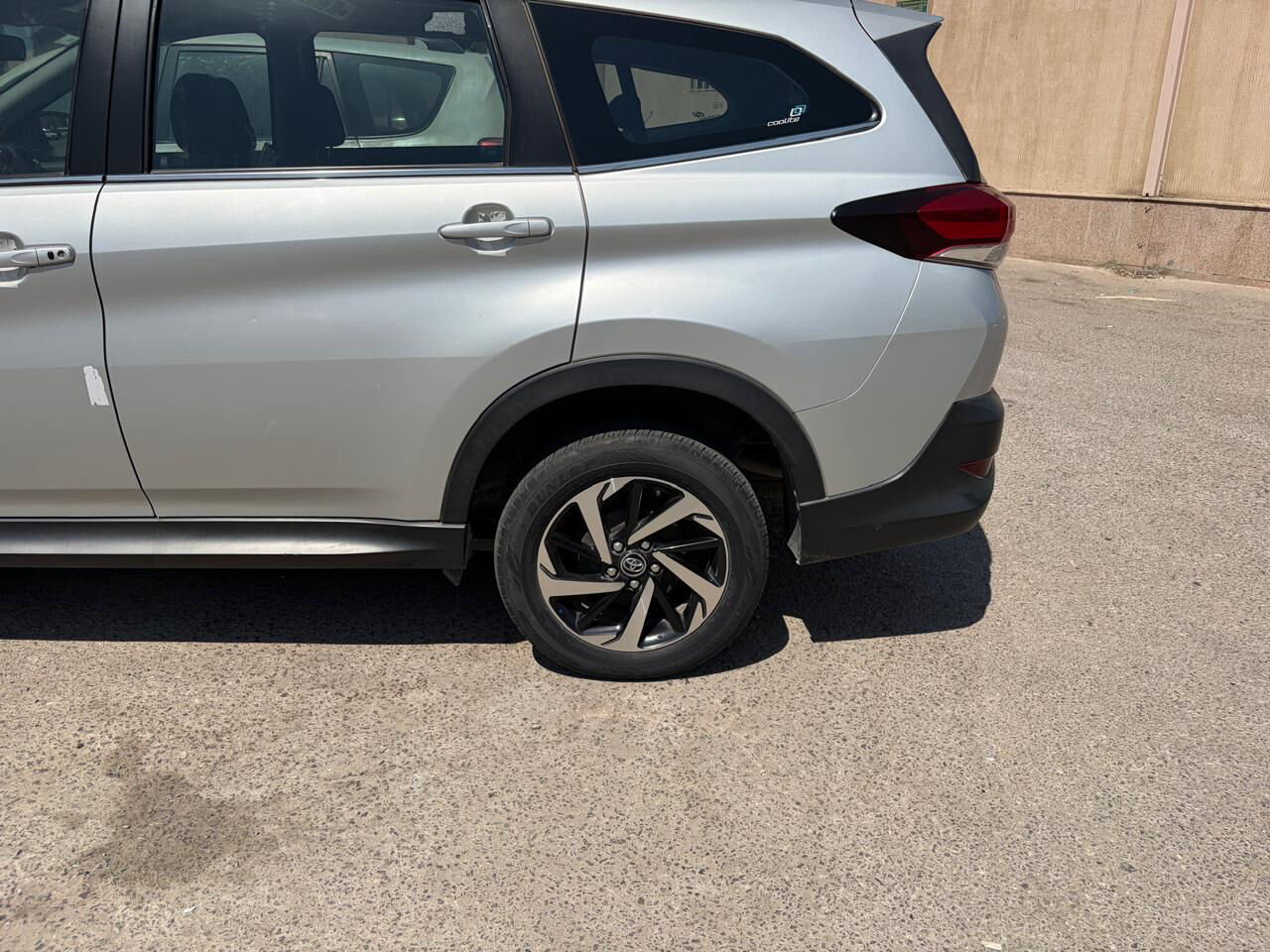 Jubail, Vehicles, Cars & Trucks , SAR 1,  Toyota AA,  2023,  Automatic,  32000 KM,  Toyota Rush ( Silver Color ) Model   , Running OD Meter ; 32000km Only . On EMI Basis